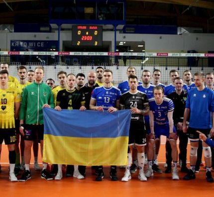 Siatkówka pomaga Ukrainie