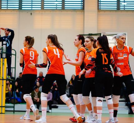 II liga siatkarek: II dzień turnieju w Mogilnie