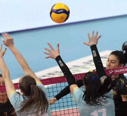 Finał PP kobiet Rzeszów - Legionowo