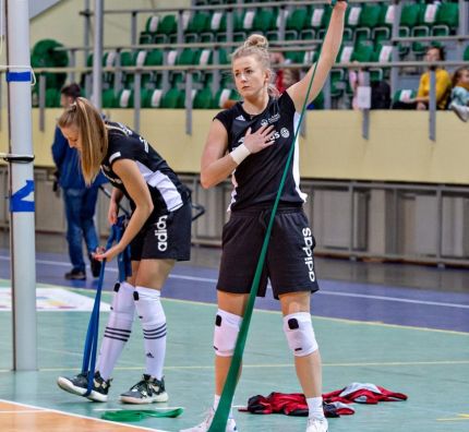 Reprezentacja Polski siatkarek po treningach w Holandii