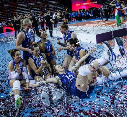 Wieści z zagranicy: Złota Joanna Wołosz!