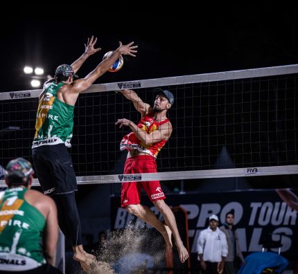 Beach Pro Tour Finals: Dwa zwycięstwa Bryla i Łosiaka