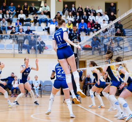 1LK: Lider tabeli wygrywa w Wieliczce 