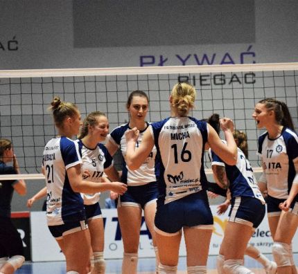 1LK: Pewne zwycięstwo lidera tabeli