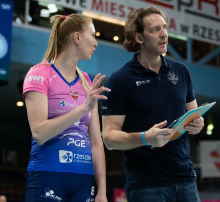 Liga Mistrzyń: Developres BELLA DOLINA Rzeszów - Eczacibasi Dynavit Stambuł 1:3