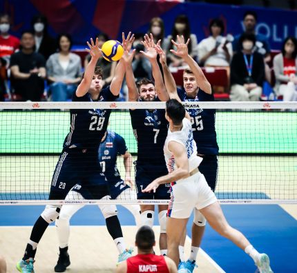 VNL: Polska - Serbia