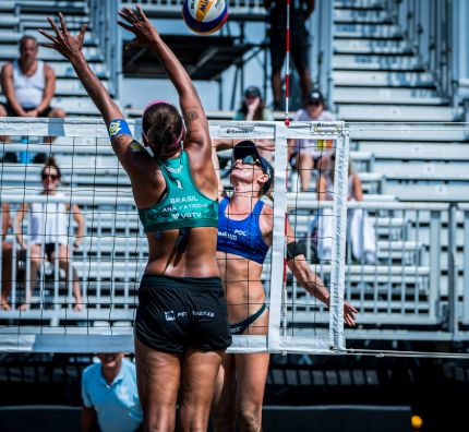 BPT Elite16 Montreal: Gruszczyńska i Wachowicz postawiły się liderom rankingu i grają dalej