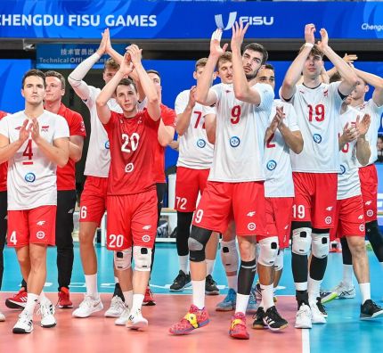 Akademicka Reprezentacja Polski siatkarzy ze srebrem uniwersjady w Chengdu