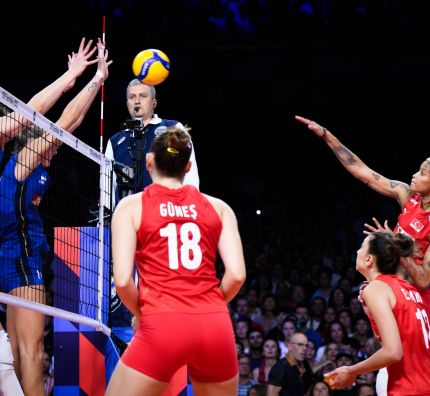 ME Kobiet: Turcja i Serbia w finale