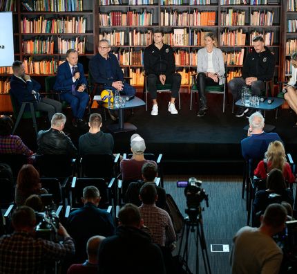 Czytaj i wejdź do gry – siatkarki i siatkarze w kampanii społecznej Narodowego Programu Rozwoju Czytelnictwa 2.0