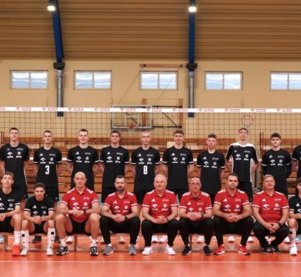 Kadra chłopców z rocznika 2007 na Mistrzostwami EEVZA