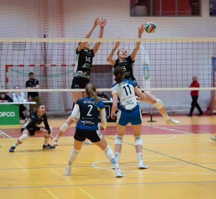 1. Liga Kobiet: MKS COPCO Imielin – UJ-CM Solna Wieliczka (16:25, 18:25, 25:17, 25:18, 16:14)