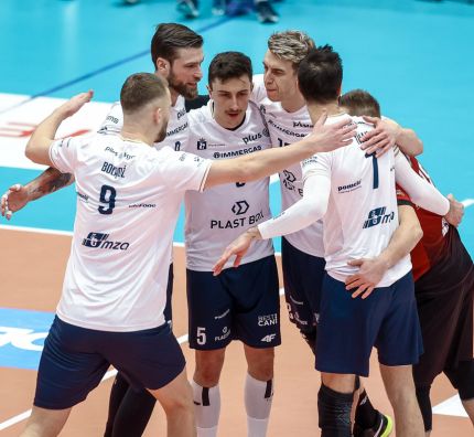 Projekt Warszawa z Pucharem Challenge