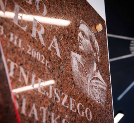 Tablica H.J. Wagnera wróciła do Hali Urania