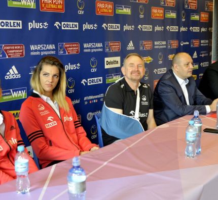 Warszawa Miasto-Gospodarz Turnieju Kwalifikacyjnego do Mistrzostw Świata Kobiet 2018 wierzy w sukces biało-czerwonych