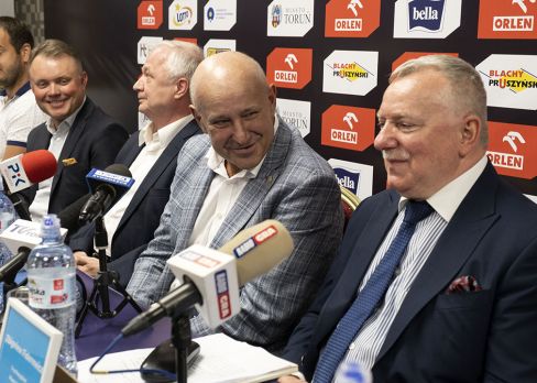 2019-06-06  - PLAZA GOTYKU KONFERENCJA