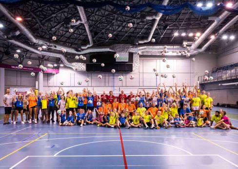 2023-09-27 Projekt "Siatkówka Łączy Pokolenia"