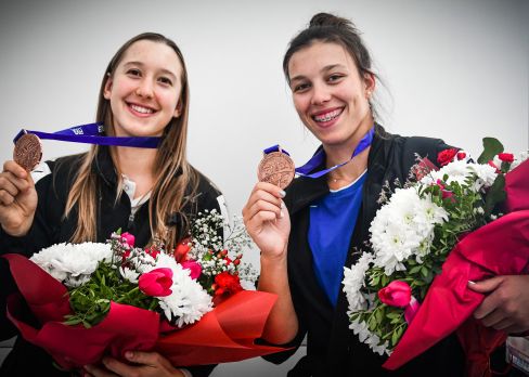 2023-11-13 Przywitanie brązowych medalistek MŚ U21