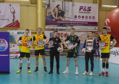2019-04-14  - Mistrzostwa Polski Juniorów 2019 dekoracja