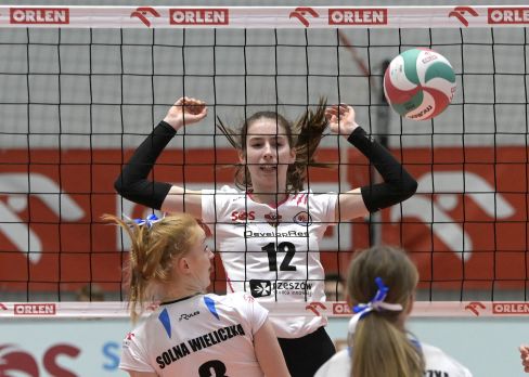 2020-10-14 MP Juniorek Młodszych Wieliczka 2020: dzień 1